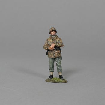 Loader #2 with Propellant for 10.5 cm leFH 18/40 (Light Field Howitzer)--single figure Loader #2 with Propellant for 10.5 cm leFH 18/40 (Light Field Howitzer)--single figure #51460
