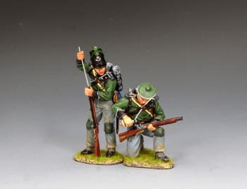95th Rifles "Loading & Reloading"--two Napoleonic-era British figures (wearing Tam O' Shanter, kneeling reloading; wearing shako, standing ramming) 95th Rifles "Loading & Reloading"--two Napoleonic-era British figures (wearing Tam O' Shanter, kneeling reloading; wearing shako, standing ramming) #51480