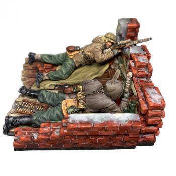 German Sniper Team in Ruins, Stalingrad, 1942--two figures on scenic bases German Sniper Team in Ruins, Stalingrad, 1942--two figures on scenic bases #51609