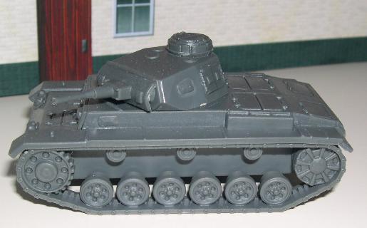Scale model tank 1:72  Pz III 
