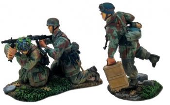 Image of MG42 Team, German 3rd Fallschirmjaeger Division, Heavy Weapons Set #1--three figures on two bases--RETIRED--LAST ONE!!