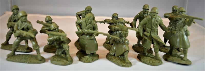 "Fire Support"--WWII U.S. GI's (European Theatre)--16 figures in 8 Poses, 2 MG, 2 Mortars, OD Green #3