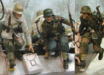 Image of SdKfz 251/C Booster Pack 3 Figures Jumping Bulge--RETIRED--LAST ONE!!