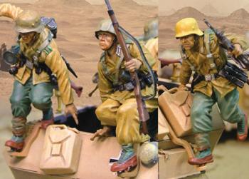Image of SdKfz 251/C Booster Pack 3 Figures Jumping Afrika Korps--three figures--RETIRED--LAST ONE!!