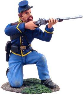 Union Cavalry Trooper Dismounted Kneeling Firing #1--single figure #1