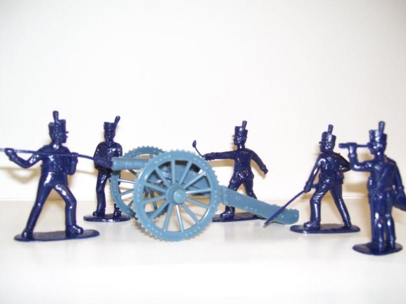 American War of 1812--British Artillery--6 lb. gun, 5 man crew--Red Plastic #2