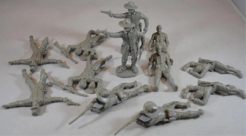 Dismounted U.S. Cavalry with Casualties (Gray)--12 figures in 6 poses #1