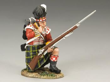 Image of Gordon Highlander Kneeling Loading--single figure