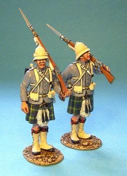 Image of Two Standing Gordons Highlanders, The First Sudan War, 1884-1885--two figures--RETIRED--LAST ONE!!