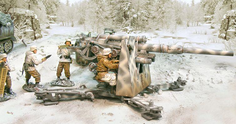 88mm Anti-Tank Gun (Winter) with 2 crew--RETIRED. LAST ONE! #1