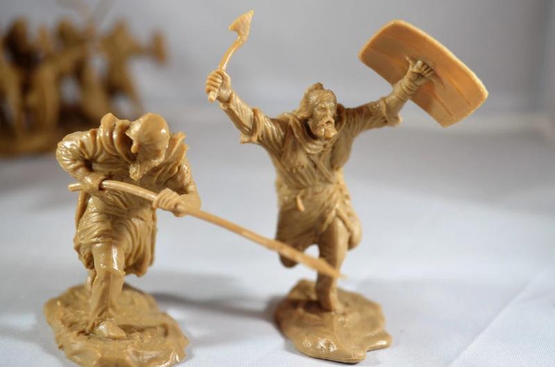 Barbarians (Tan)--16 figures in 8 poses--LIMITED AVAILABILITY!! #2