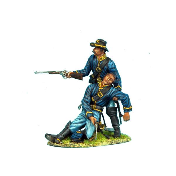 8th IL Cavalry Union Dismounted Cavalry Helping Trooper Vignette - two figures #3