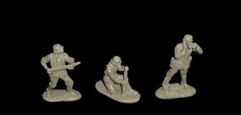 Image of German Artillerymen 3 figures in 3 poses (gray)