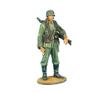 Image of German Heer Infantry with MG34 Smoking--single figure