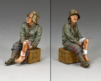 Sitting Wounded Fritz--single figure--RETIRED. Sitting Wounded Fritz--single figure--RETIRED. #32046