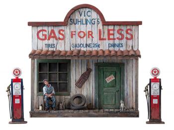 Gas Station, Gangland America--building with figure and two gas pumps--RETIRED--LAST ONE!! Gas Station, Gangland America--building with figure and two gas pumps--RETIRED--LAST ONE!! #32909