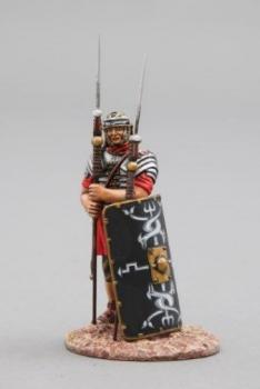 Image of Roman Legionnaire Standing in Reserve (30th Legion black shield)--single figure--RETIRED--LAST FOUR!!