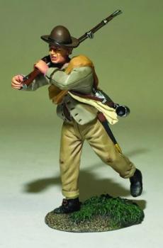 Image of Confederate Infantry Advancing, Steadying Musket #2--single figure