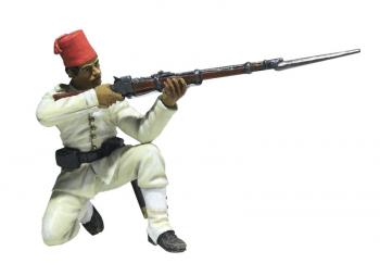 Image of Egyptian Infantryman Kneeling Firing--single figure