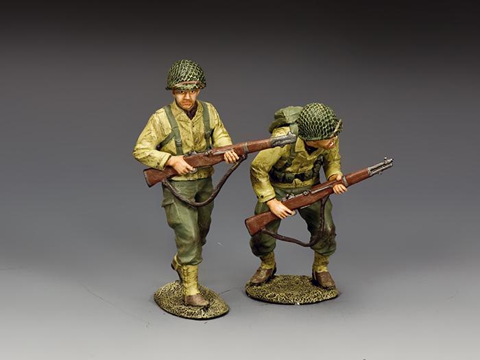 Advancing Under Fire--two U.S. Ranger figures #1