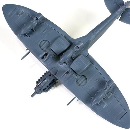 1/72 UK Spitfire MK. IX Plastic Model Kit #4