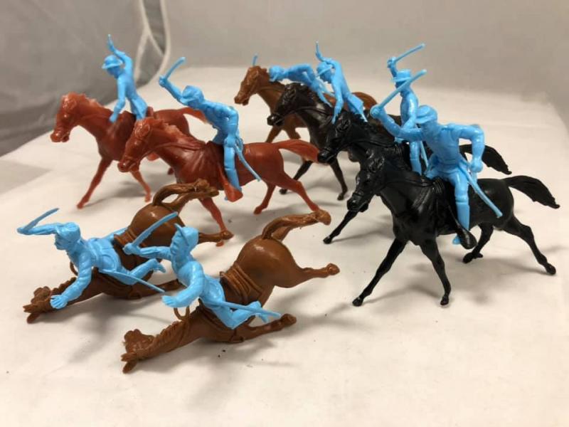 Marx Reissue Cavalry Charge - 8 figures, 8 Horses #1
