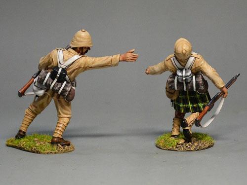 Don't Fall!--single British Infantryman figure reaching for wounded Highlander figure #2