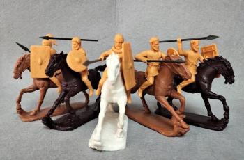 Germanic Cavalry--makes 5 Mounted figures (flesh color) #0