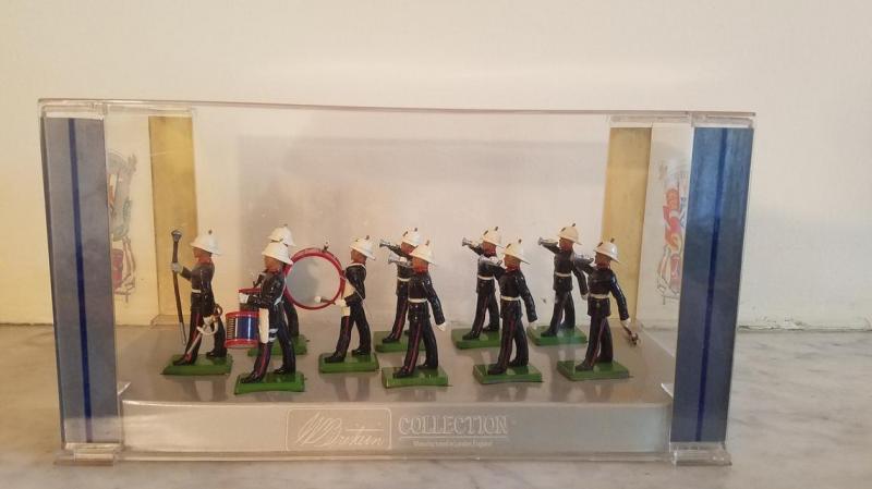 Britain's Royal Marine Marching Band - 10 Figures w/Display case #1