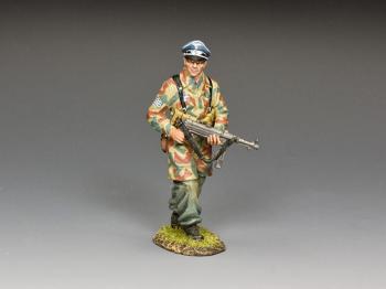 Image of Fallschirmjager Officer with MP40--single figure