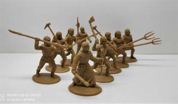 Image of Medieval Armed Peasants with Monk (14th Century) makes 9 model soldiers