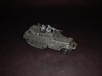 Image of U.S. M3 Half Track with 4-man crew (olive green)