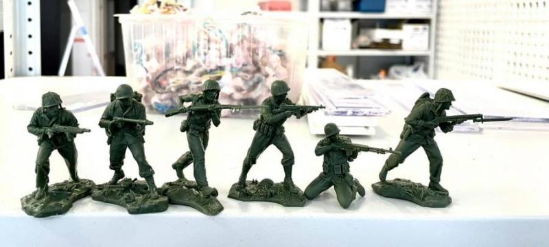 U.S. Marine Corps in Action--6 in 6 Poses (light olive) #1