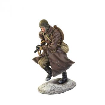 Image of Winter Russian Charging with PPSH41--single figure