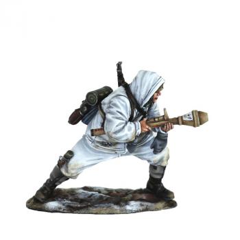 German Fallschirmjager with Panzerfaust--single figure--RETIRED--LAST ONE!! German Fallschirmjager with Panzerfaust--single figure--RETIRED--LAST ONE!! #44203