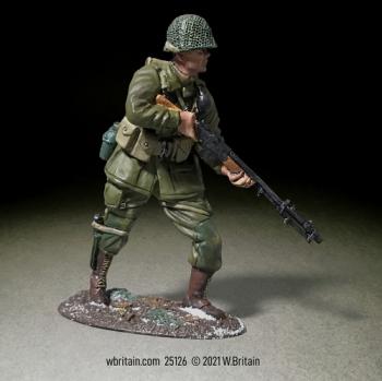 U.S. 101st Airborne Advancing with BAR, Winter, 1944-45--single figure U.S. 101st Airborne Advancing with BAR, Winter, 1944-45--single figure #44357