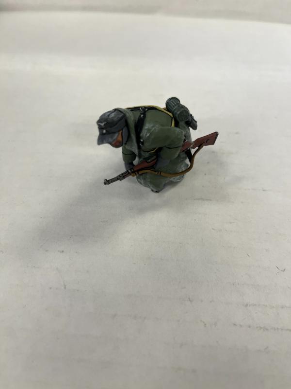 Kneeling Tank Rider with Rifle--single German figure--RETIRED. #1