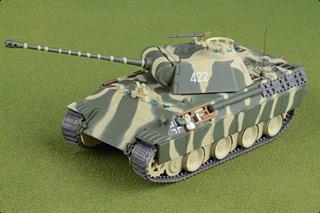 German Sd. Kfz. 171 PzKpfw V Panther Ausf. A Medium Tank with Side Armor Panels - "422", 18.Panzer Division, Poland, October 1944 (1:43 Scale)  #1