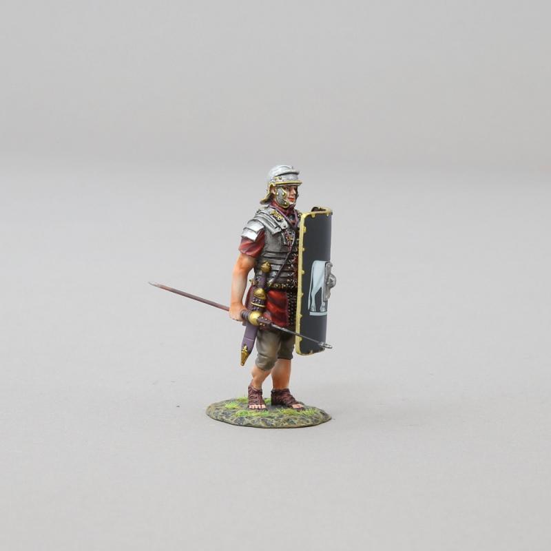 Advancing Roman with Pilum lowered (Second Rank) BLACK SHIELD--single Roman Legionnaire figure--RETIRED--LAST ONE!! #2