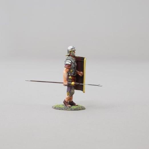 Advancing Roman with Pilum lowered (Second Rank) GREEN SHIELD--single Roman Legionnaire figure--RETIRED--LAST TWO!! #3