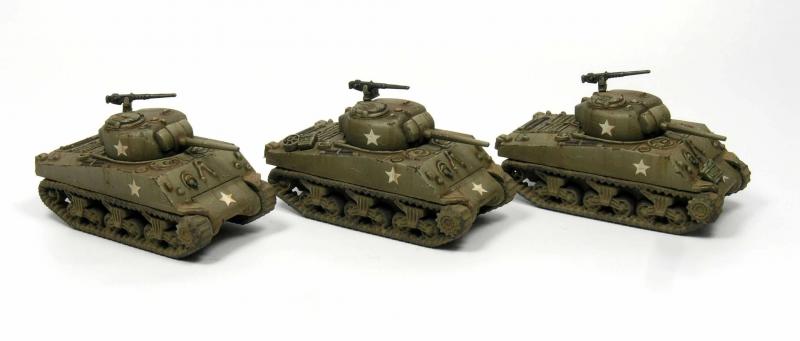 Sherman M4A3 75mm--six 1:144 scale tanks (unpainted plastic kit) #4