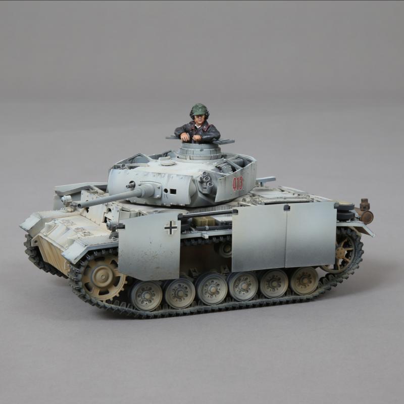 Winter Panzer III 'M' (Turret #413) with Commander and removable side skirts--RETIRED--LAST TWO!! #3