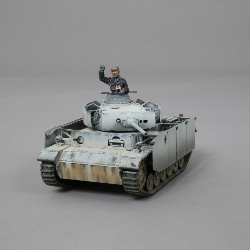 Winter Panzer III 'M' (Turret #413) with Commander and removable side skirts--RETIRED--LAST TWO!! #4