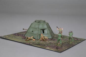 Japanese Gun Bunker and Five Figures--RETIRED--LAST ONE! ! Japanese Gun Bunker and Five Figures--RETIRED--LAST ONE! ! #45192