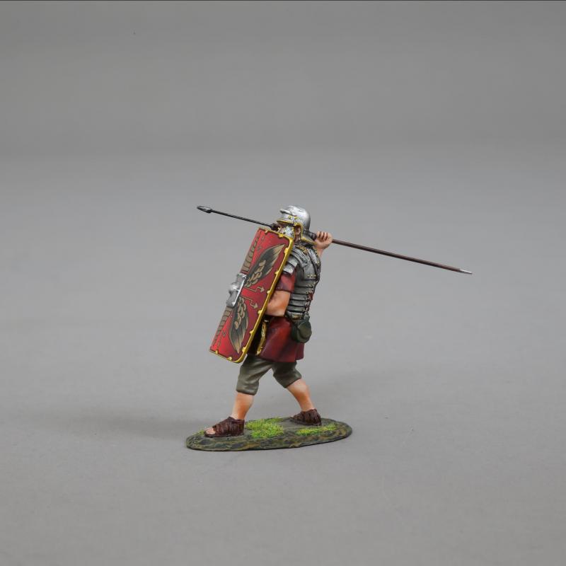Legionnaire Launching Pilum (Red shield)--single Roman Legionnaire figure #1