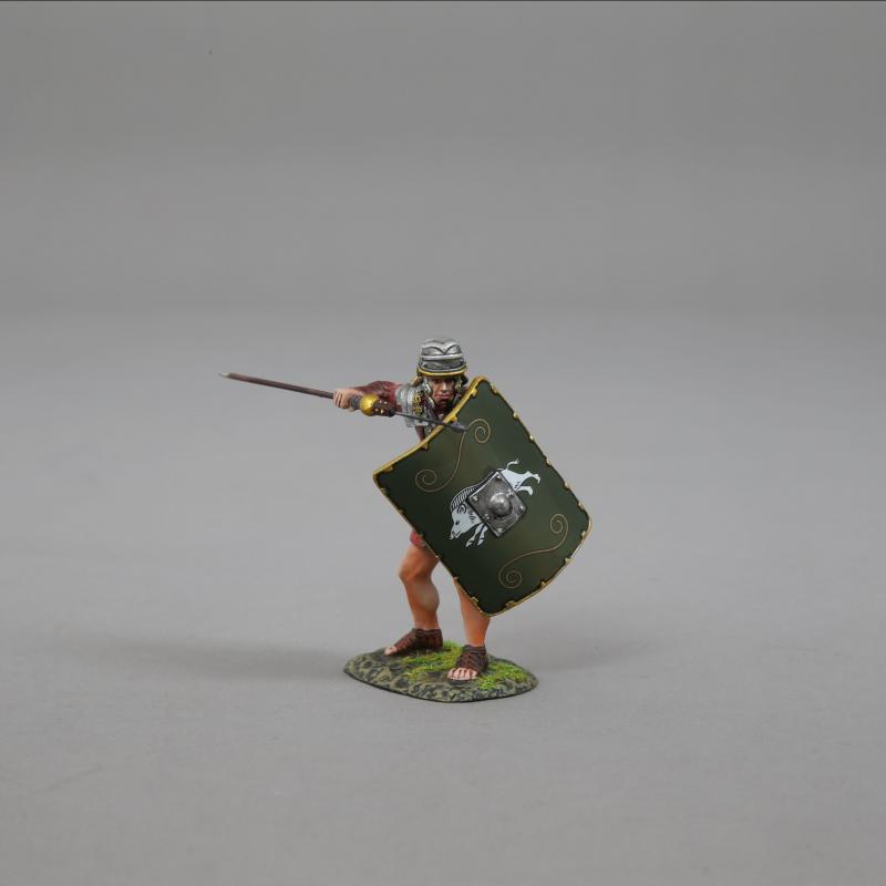 Legionnaire Preparing to Lunge with Pilum (green shield with white boar)--single Roman Legionnaire figure #1