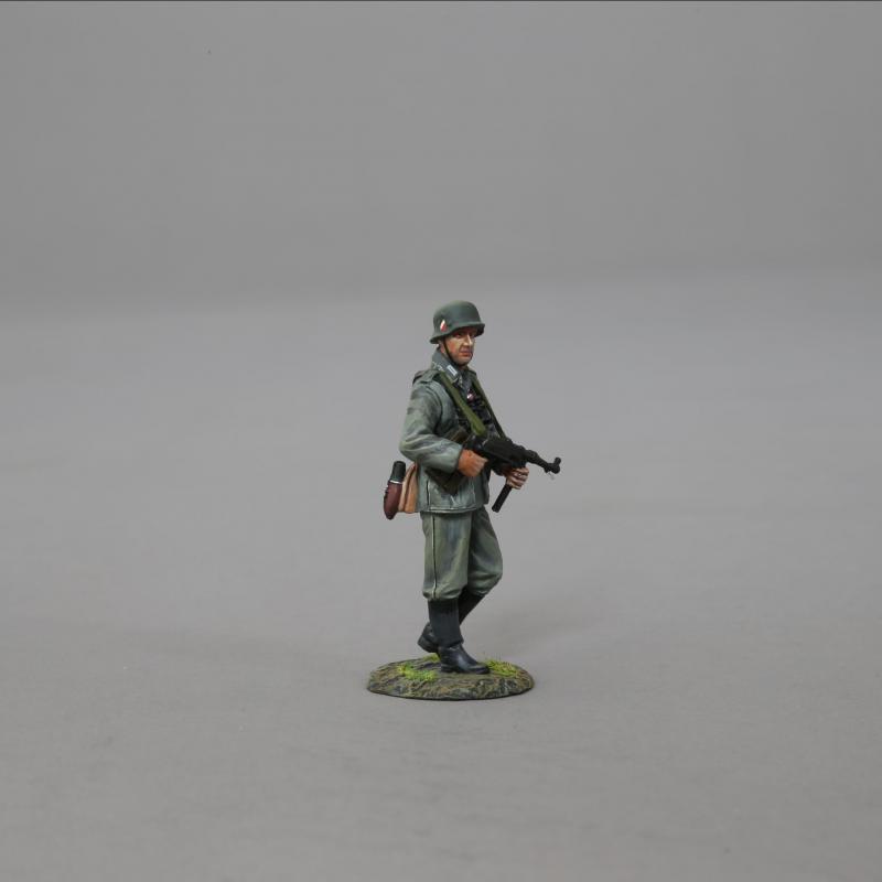 Heer Patrol MP40 Gunner--single German WWII figure #2