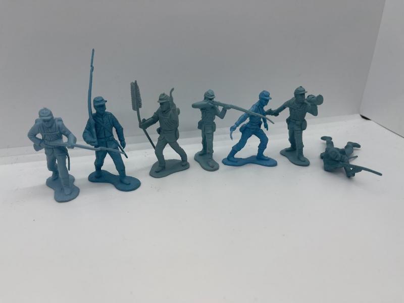 Marx Original Union Infantry (Light Blue Plastic) 52 Figures  #2