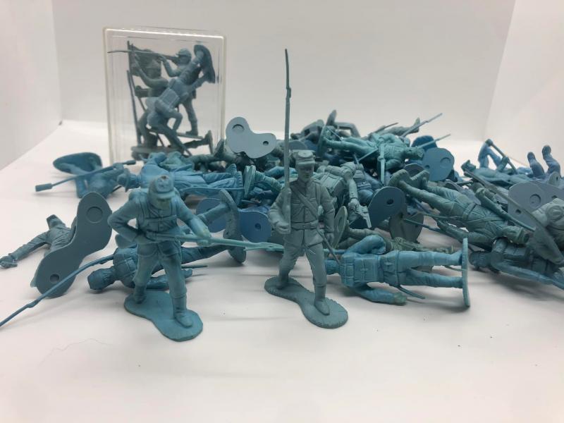 Marx Original Union Infantry (Light Blue Plastic) 52 Figures  #3