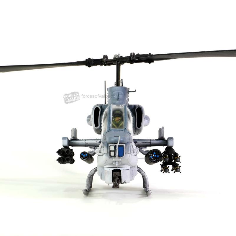  1/48 Bell AH-1W Whiskey Cobra Attack Helicopter (NTS Exhaust Nozzle), USMC "Last Flight" #3